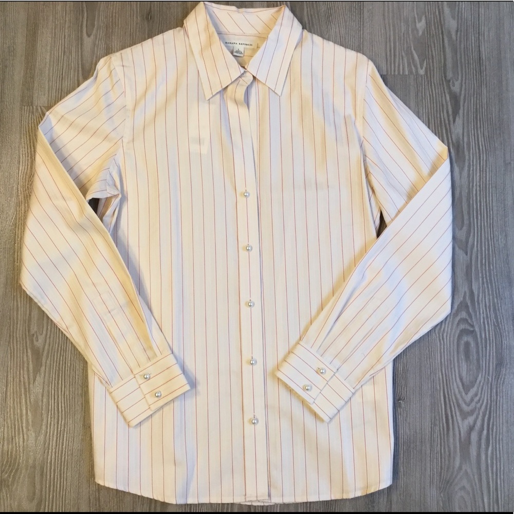 Banana Republic Button-Front 🌹